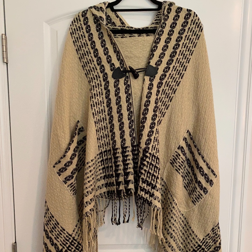 Hooded tan cape